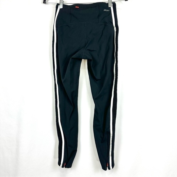 New Balance Women’s S Black Ribbed Sides W/ Stripe Running Ankle Active Leggings - Picture 5 of 13
